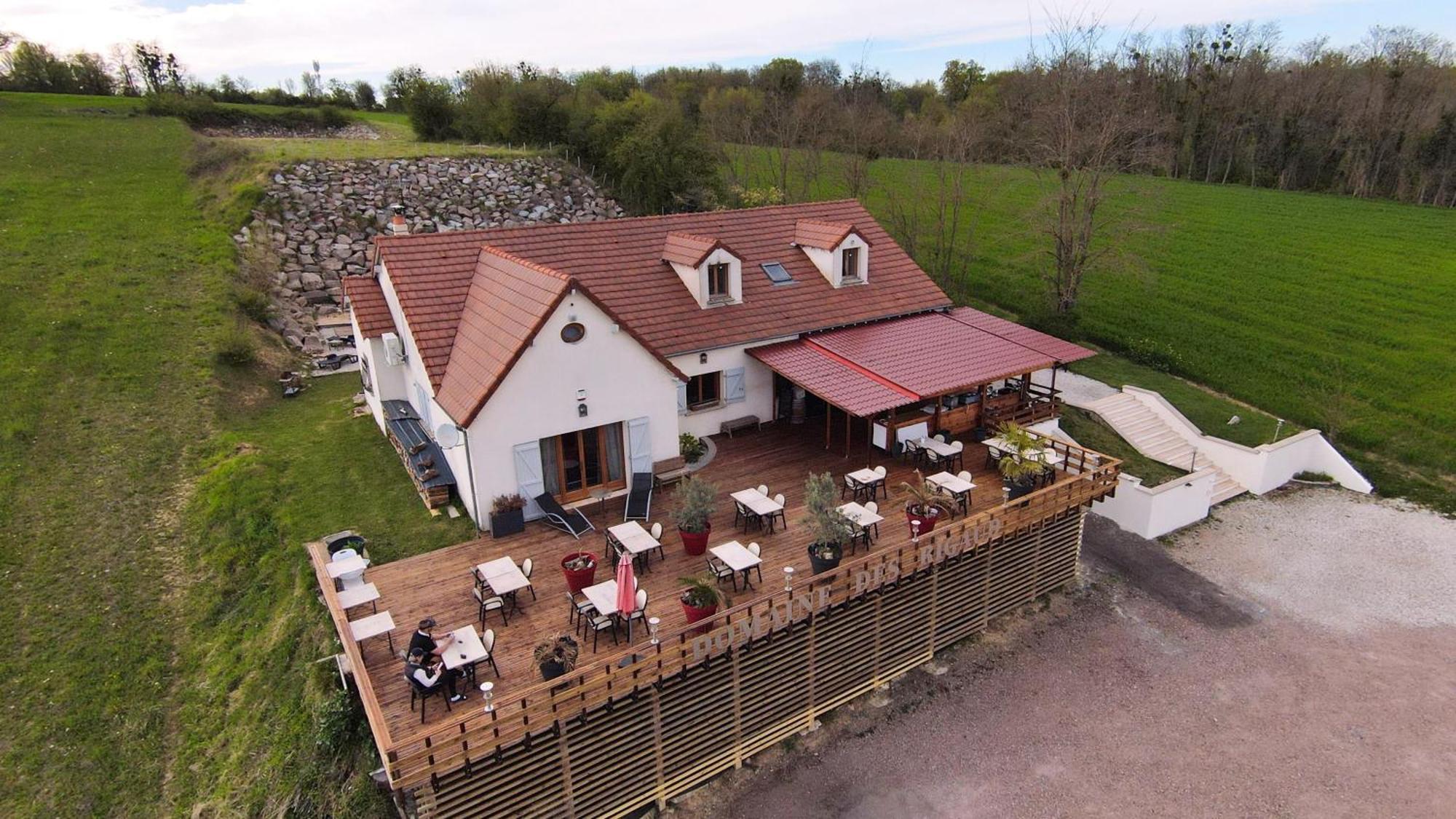 Apartamento Domaine Des Rigaud Garchizy Exterior foto